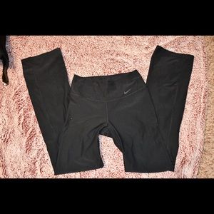 black nike leggings